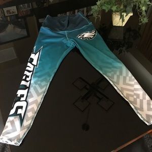 Eagles leggings!